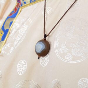 pendentif dzi œil de shiva. Bijou ethnique tibétain. Boutique zen himalayan-eshop