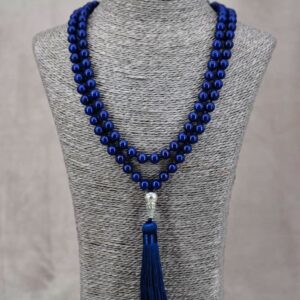 Mala collier japamala chapelet ou rosaire bouddhiste lapis-lazuli artisanat ethnique de l'Himalaya Tibet Chine