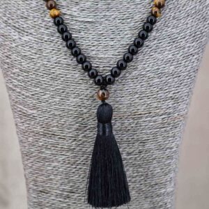 Mala onyx oeil de tigre japamala chapelet ou collier rosaire bouddhiste artisanat ethnique de l'Himalaya Tibet Chine