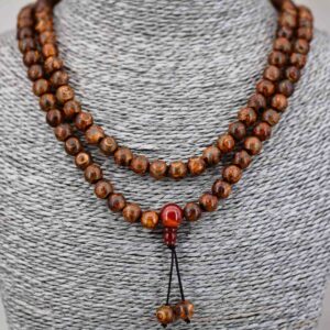 Collier chung dzi Mala japamala chapelet ou rosaire bouddhiste artisanat ethnique de l'Himalaya Tibet Chine