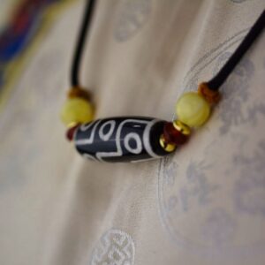 huam1041a Pendentif talisman amulette chung dzi artisanat ethnique tibétain Tibet Chine (2)