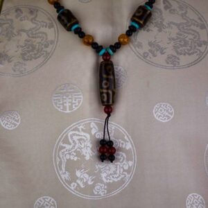 huam1050a Collier ethnique chung dzi boho Tibet Chine artisanat Himalaya (3)