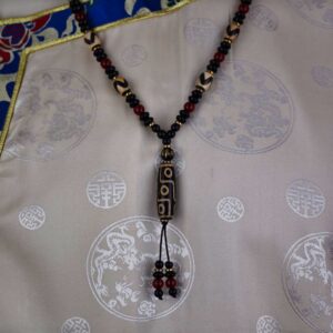 huam1071a Collier ethnique chung dzi Tibet Chine Artisanat de l’Himalaya (3)