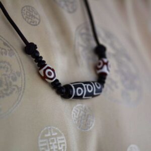 huam1125a Pendentif talisman amulette artisanat ethnique tibétain Tibet Chine (6)