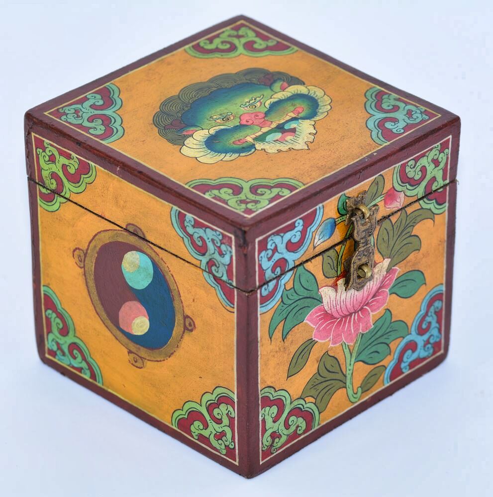 Boîte tibétaine de rangement à bijoux - Artisanat du Népal - Boutique Zen  Himalayan-eshop