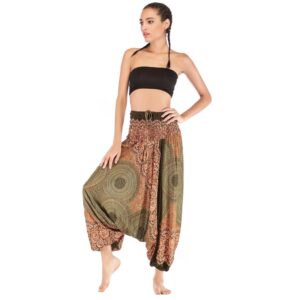 Pantalon sarouel ethnique Thai asiatique. Mode hippie chic, boho et casual