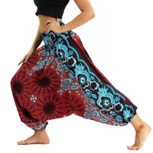 Pantalon sarouel ethnique asiatique. Mode hippie chic, boho et casual