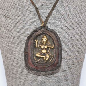 Pendentif. talisman Dakini démon femme chamane, amulette charme bouddhiste. Bronze de Dakini. Népal