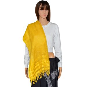 Echarpe en soie. Artisanat de l'Inde. Mode mixte, casual, hippie chic, boho et ethnique