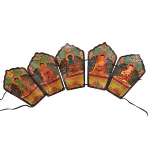 Couronne coiffe bouddhiste en os. Cérémonie, rite initiatique et rituel tibétain lama bouddhique. Les dhyani bouddhas. Art sacré, religion et antiquité du Tibet et du Népal.