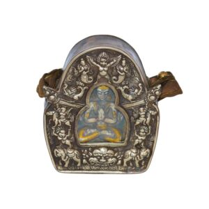 Ghau tibétain. Reliquaire gao. Autel de voyage bouddhiste. Reliquaire en bronze avec tsa-tsa Chenrezig. Art et antiquité du Tibet.