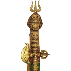 Khatvanga sceptre tantrique bouddhiste. Art premier himalayen, rituel et cérémonies tantriques tibétains. Art et antiquité du Népal.