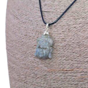 Népal pendentif labradorite Bouddha de la Boutique Zen Himalayan-eshop. Bijou artisanal népalais