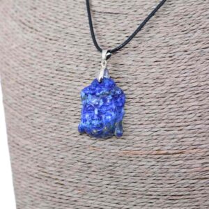 Bouddha pendentif bijou lapis-lazuli de la Boutique Zen Himalayan-eshop. Import Népal