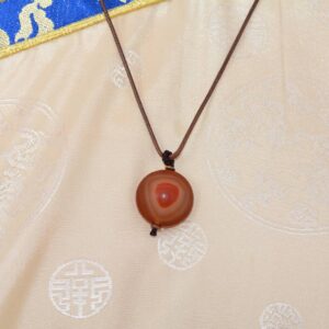 Pendentif Dzi Œil de Shiva Tibétain - Talisman de Protection Spirituelle Artisanale. Boutique zen Himalayan-eshop