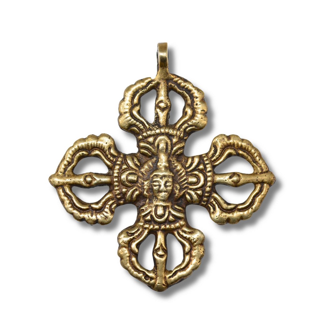 Apportez protection et stabilité à votre espace avec ce Dorje Double Vajra (Vishva Vajra) en bronze, talisman tibétain symbolisant les quatre directions et la force indestructible du vajra. Une pièce artisanale authentique pour harmoniser et protéger votre autel ou votre intérieur.